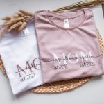 Personalised MOM t-shirt , Mama t-shirt with childrens names and year , Baby shower , Mothers day , Pregnancy reveal , Custom gift for mum