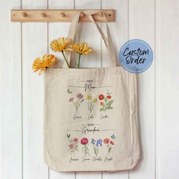 First Mom Now Grandma Tote Bag, Gift For Grandma, Mothers Day Gift, Nana Gift, Personalized Floral Tote Mom Gift, Gift for Nana