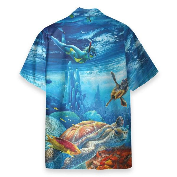 Freediving With Sea Turtles Hawaiian Shirt