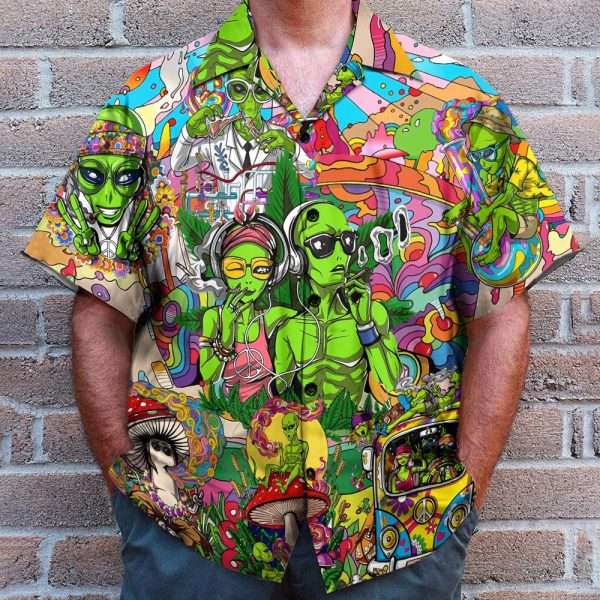 Couple Alien Smoking Weed Hippie Hawaiian Shirt