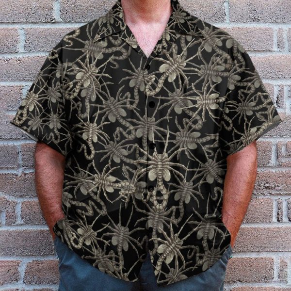 Alien Face Hugger Men'S Button'S Up Shirts Hawaiian Shirt & Beach Shorts