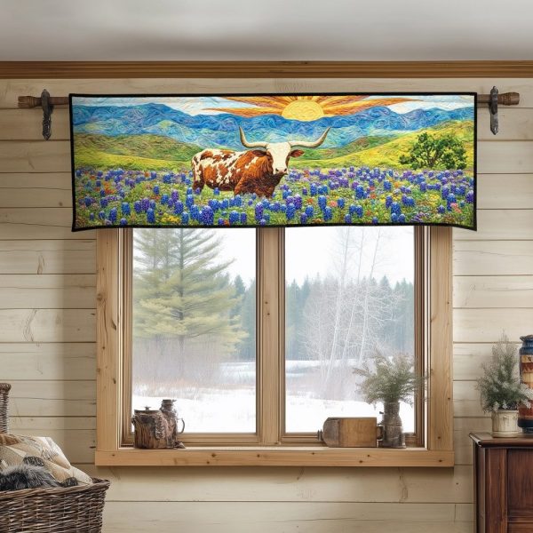 Country Charm Quilted Valance