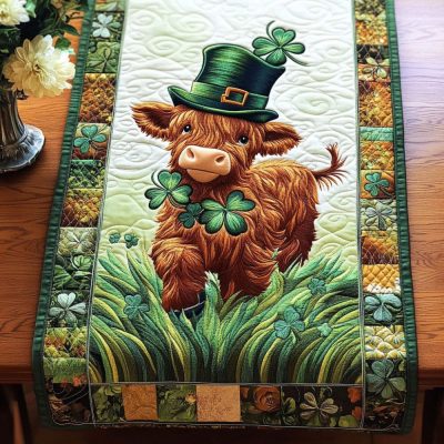Emerald Hoof Quilted Table Runner