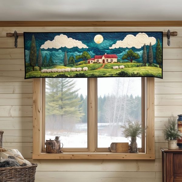Woolly Wanderer Quilted Valance