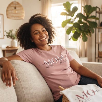 Personalised MOM t-shirt , Mama t-shirt with childrens names and year , Baby sho — lifestyle scene