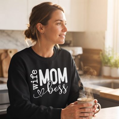 Mom Wife Boss, Mom, Mom Vibes, Mom life, Blessed Mama, Mothers Day, Mom Mode, Mo — lifestyle scene