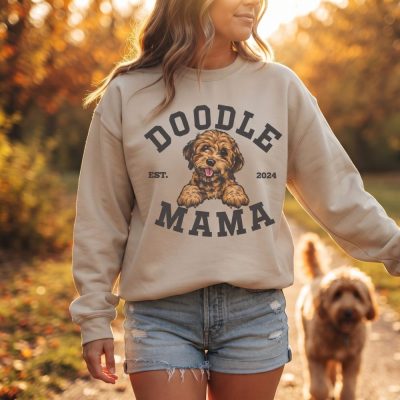 Custom Doodle Mama Crewneck Sweatshirt, Trendy Doodle Mama Sweatshirt, Labradood — lifestyle scene