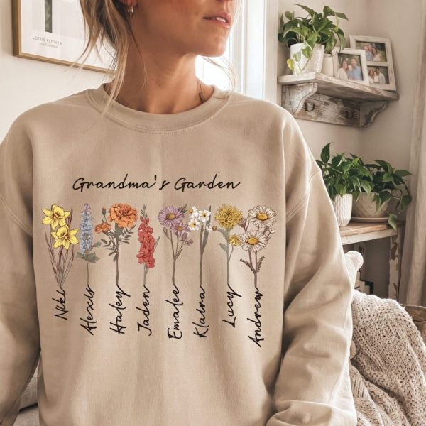 Grandmas Garden Sweatshirt, Custom Birthflower Sweatshirt, Gift for Grandma, Love Grows Here, Moms Garden