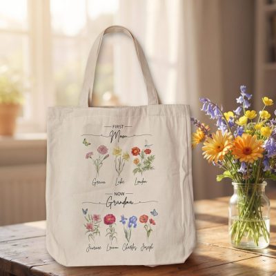 First Mom Now Grandma Tote Bag, Gift For Grandma, Mothers Day Gift, Nana Gift, Personalized Floral Tote Mom Gift, Gift for Nana