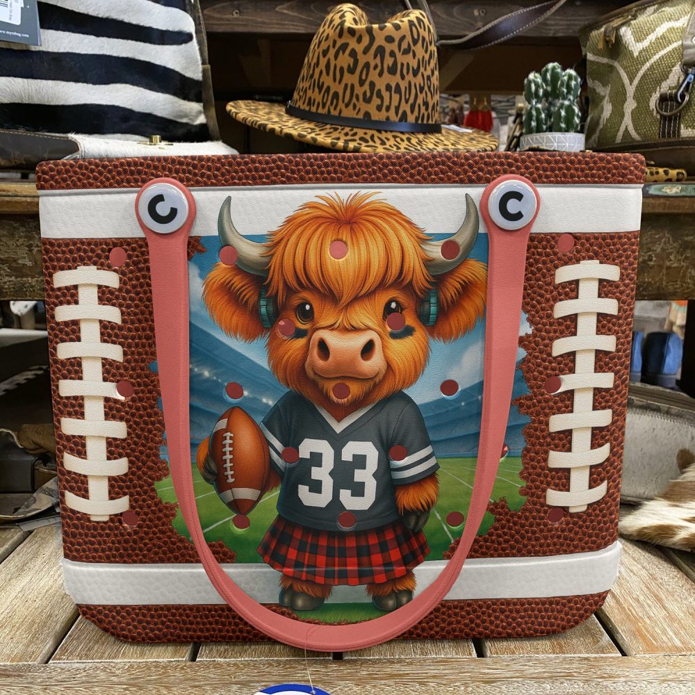 Adorable Football-Themed Tote Bag With Cute Highland Cow Design – Perfect For Sports Fans! - Image 2