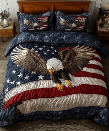 Bald Eagle View 3-Piece Quilted Bedding Set