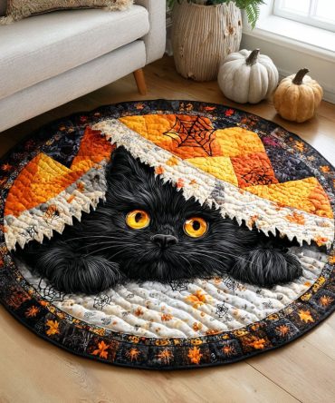 Blanket Cat Secret Quilted Round Mat
