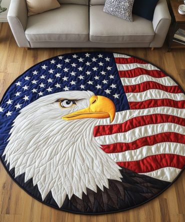 Bold Eagle Quilted Round Mat
