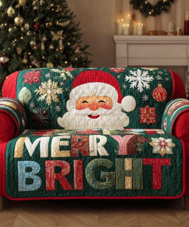 Christmas Cottage Warmth Quilted Sofa Cover