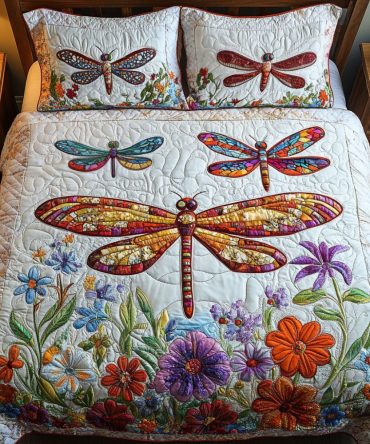 Colorful Dragonfly 3-Piece Quilted Bedding Set