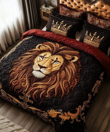 Courageous Majesty 3-Piece Quilted Bedding Set