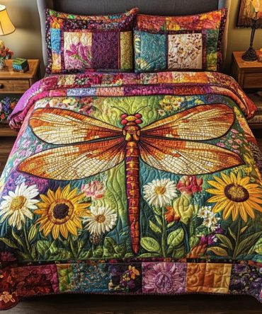 Dragonfly Garden 3-Piece Quilted Bedding Set