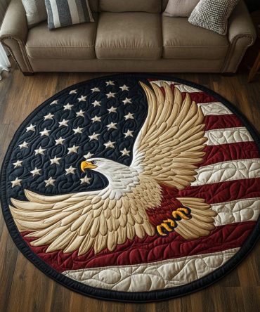 Flying Eagle Quilted Round Mat