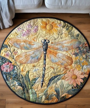 Gliding Jewel Quilted Round Mat