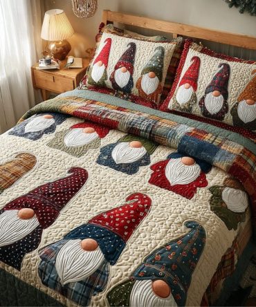 Gnome Charm 3-Piece Quilted Bedding Set