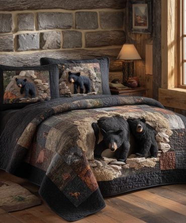 Golden Pines Black Bear 3-Piece Quilted Bedding Set