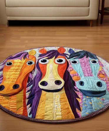 Happy Horse Gang Quilted Round Mat
