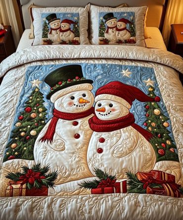 Happy Snowmen 3-Piece Quilted Bedding Set