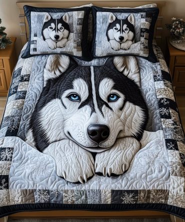 Husky Snowstorm 3-Piece Quilted Bedding Set