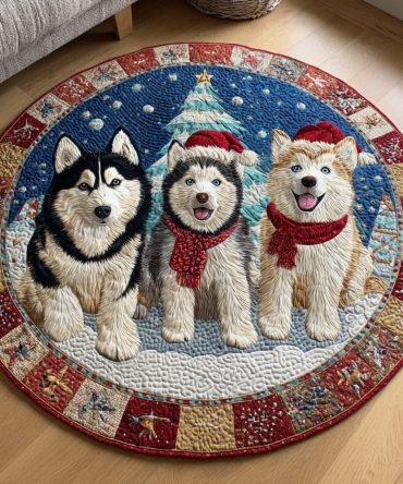 Husky Trio Winter Quilted Round Mat