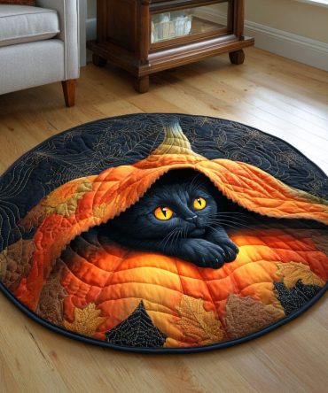 Lantern Cat Spirit Quilted Round Mat