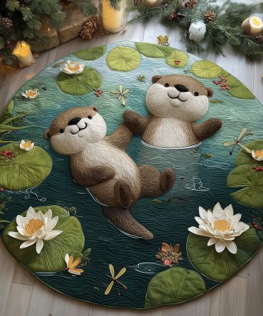 Lily Drift Otters Quilted Round Mat