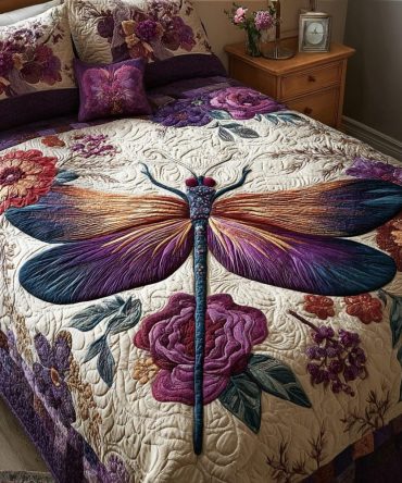 Magic Dragonfly 3-Piece Quilted Bedding Set
