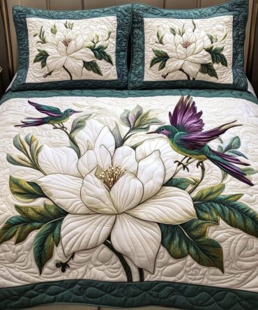 Magnolia Bliss 3-Piece Quilted Bedding Set
