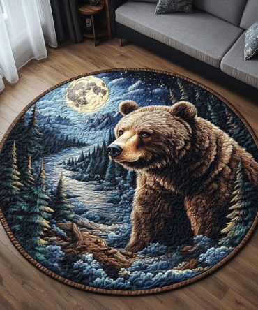 Majestic Bear Quilted Round Mat