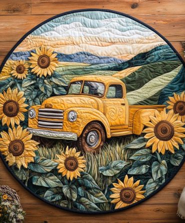 Meadow Ride Quilted Round Mat