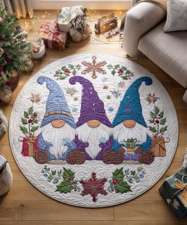 Merry Gnome Quilted Round Mat