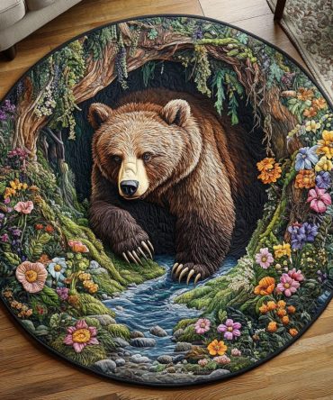 Mountain Roar Quilted Round Mat