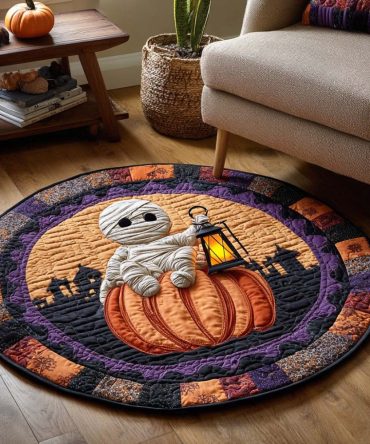 Mummy Secret Quilted Round Mat