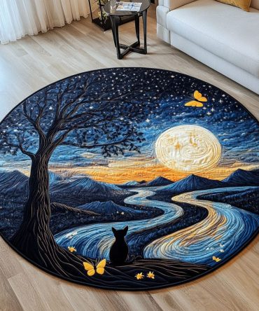 Mysterious Shadow Quilted Round Mat