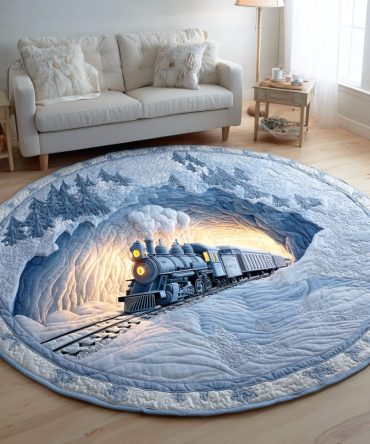 Polar Train Trail Quilted Round Mat