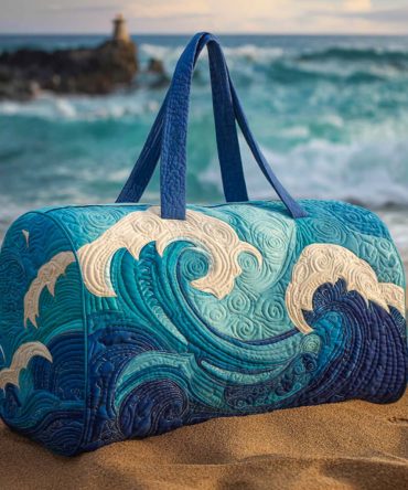 Rising Wave Quilted Duffle Bag — Hokusai-Inspired Nautical Weekender Travel & Gym Bag, Quilted Ocean Print Carry-On