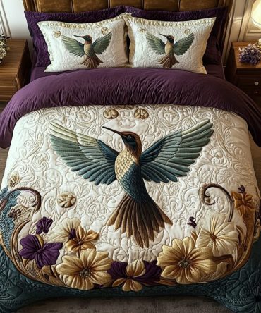 Royal Hummingbird 3-Piece Quilted Bedding Set