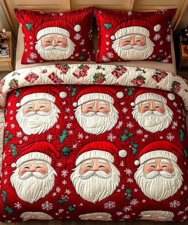 Santa Charm 3-Piece Quilted Bedding Set