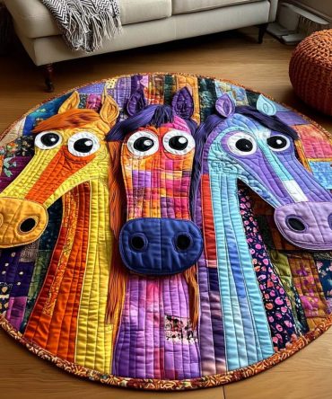 Smiling Herd Quilted Round Mat