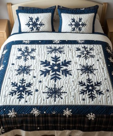 Snowflake Joyful Ride 3-Piece Quilted Bedding Set