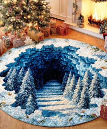 Snowy Pathway Quilted Round Mat