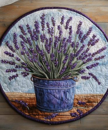 Soft Lavender Quilted Round Mat