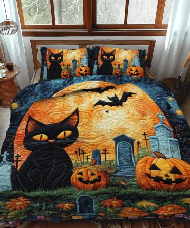 Spooky Halloween Cat 3-Piece Quilted Bedding Set