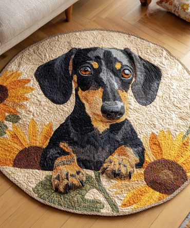 Sunshine Dachshund Quilted Round Mat