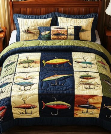 The Fish Lodge 3-Piece Quilted Bedding Set